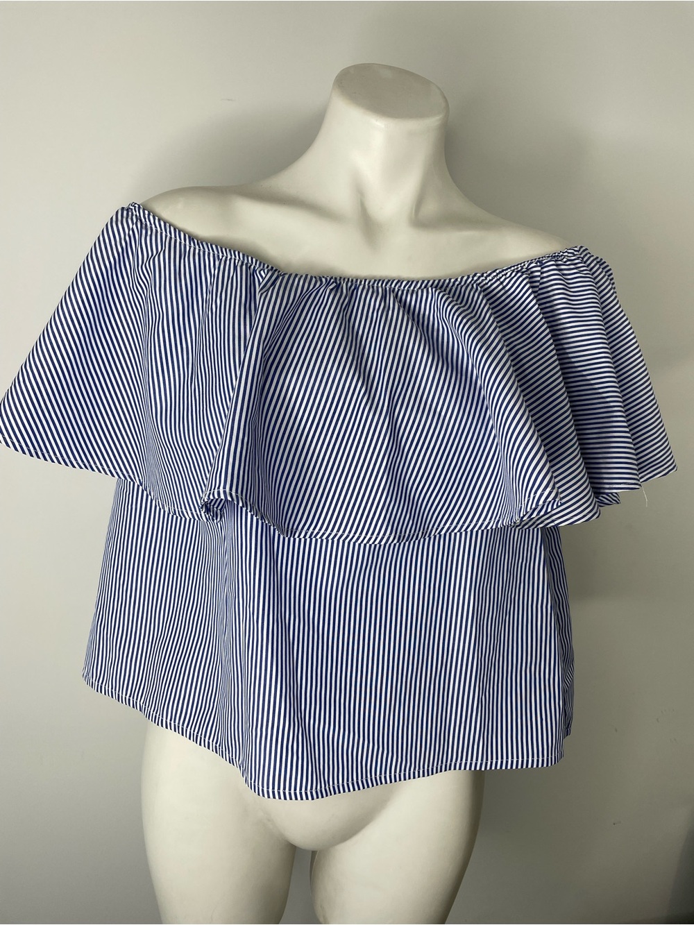 Forever 21 Striped Off The Shoulder Top Large Blue White Ruffled